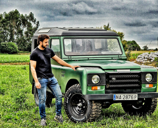 Vamos a enviar Fotos a Miami de este Land Rover Santana para que vayan saboreando.