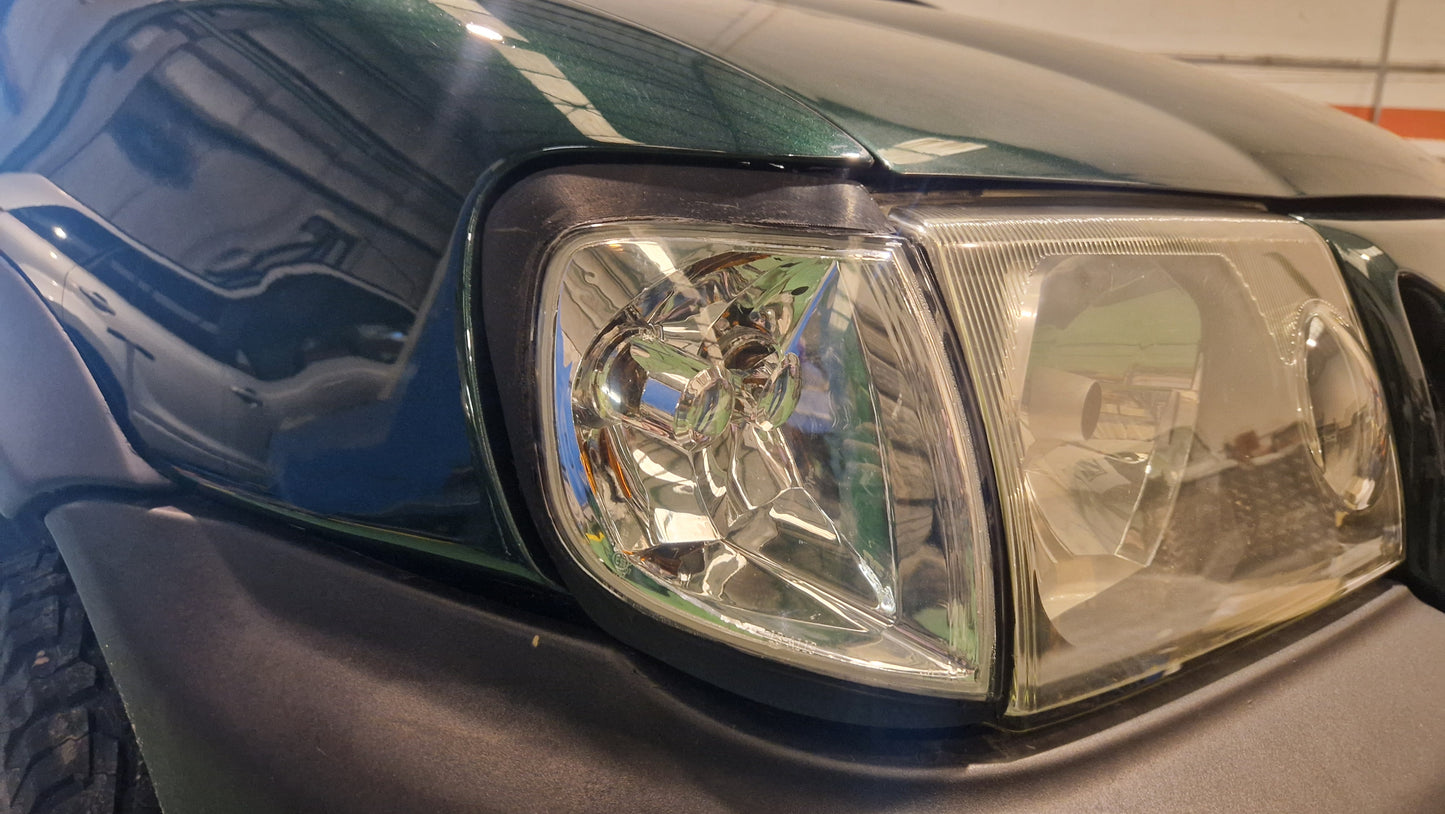 Intermitente delantero derecho Nissan Terrano II