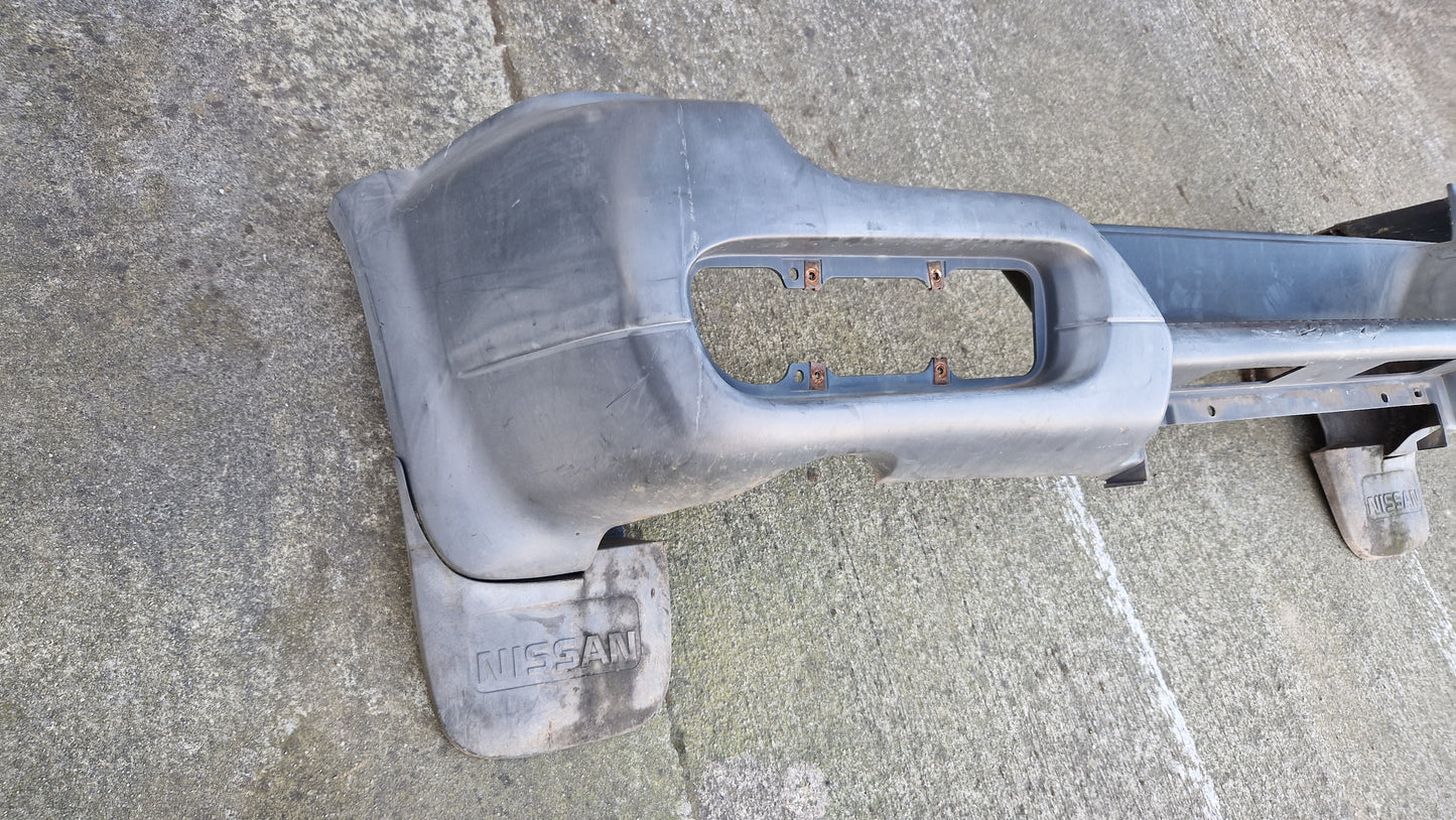 Paragolpes trasero Nissan Terrano