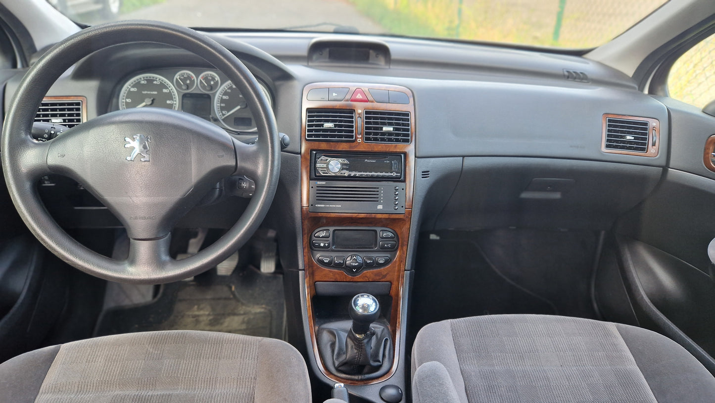 Peugeot 307