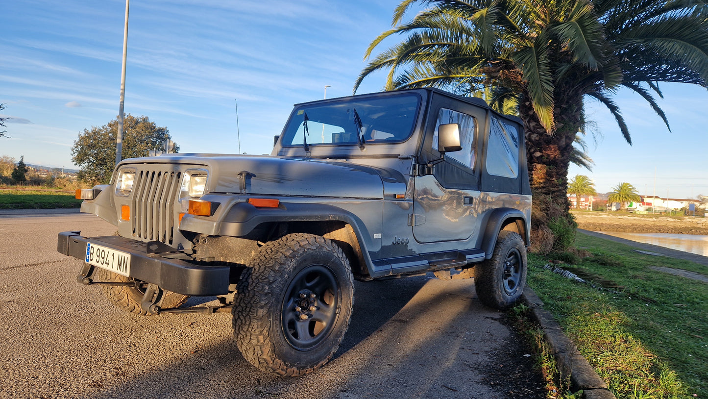 Jeep Wrangler YJ