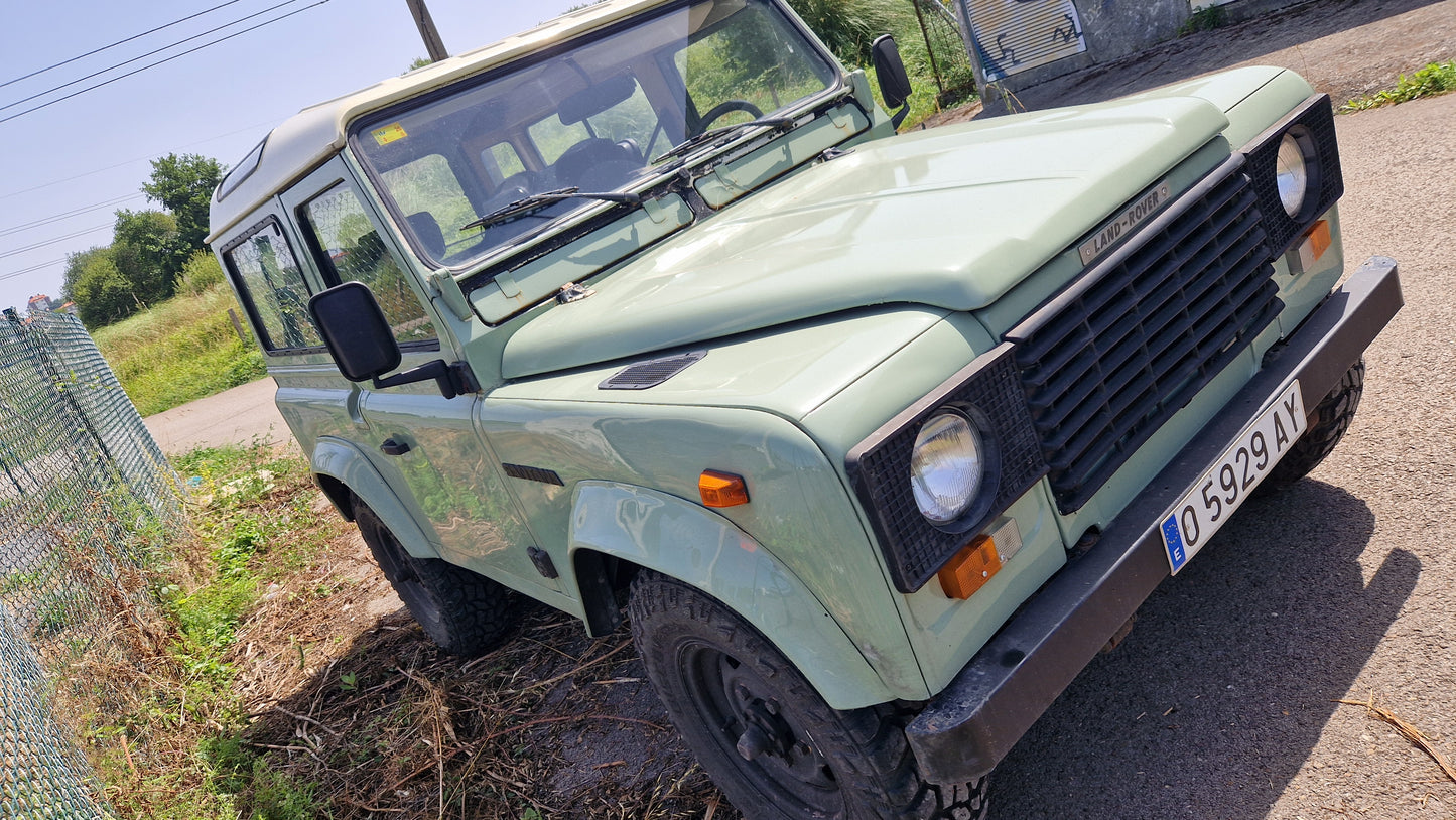 Land Rover Santana