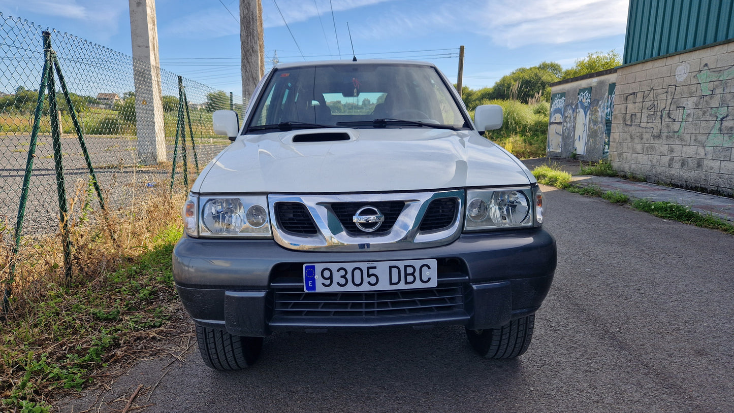 Nissan Terrano II