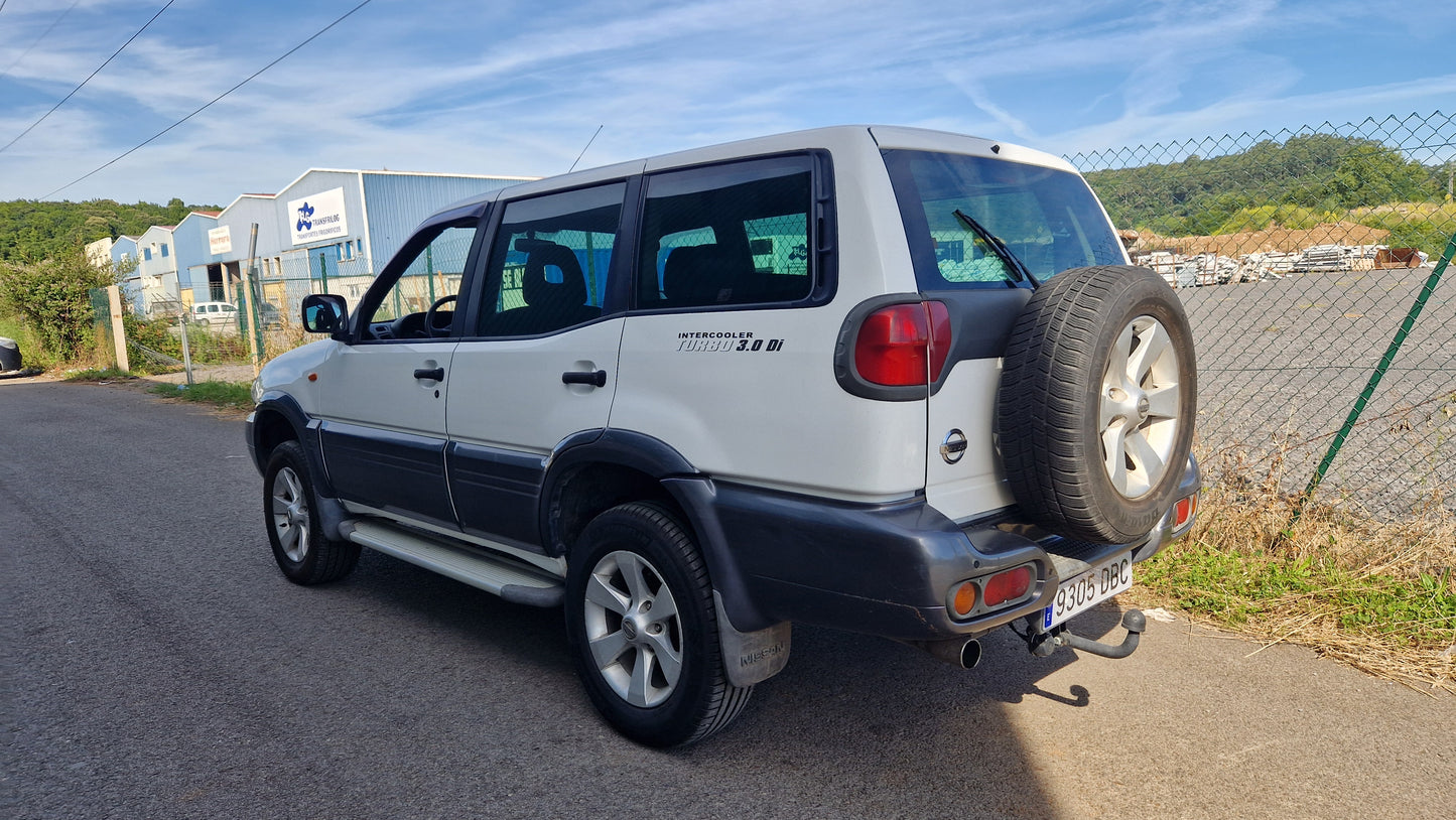 Nissan Terrano II
