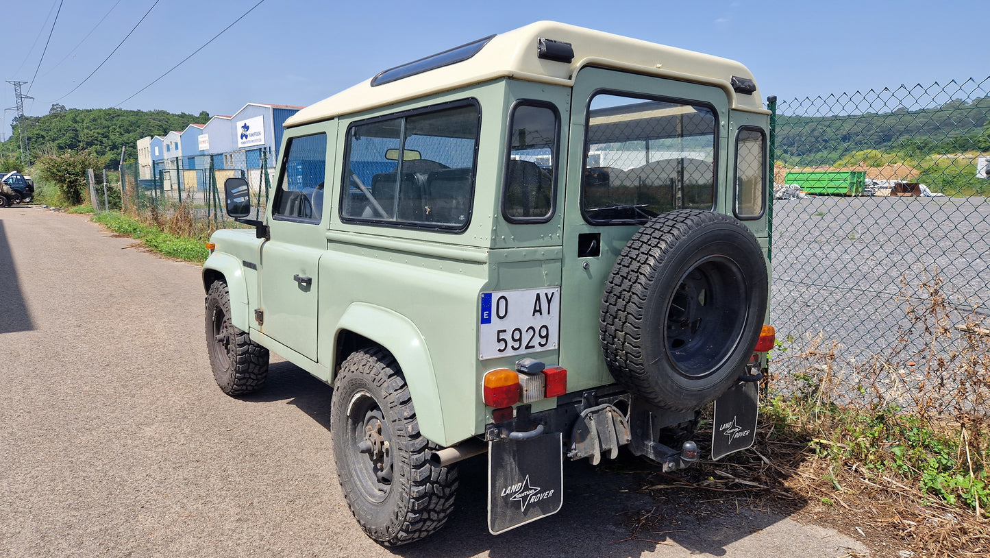 Land Rover Santana