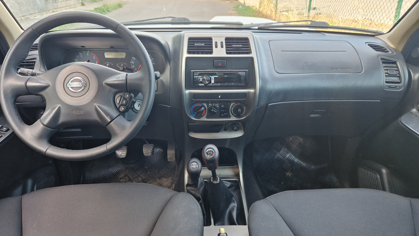 Nissan Terrano II