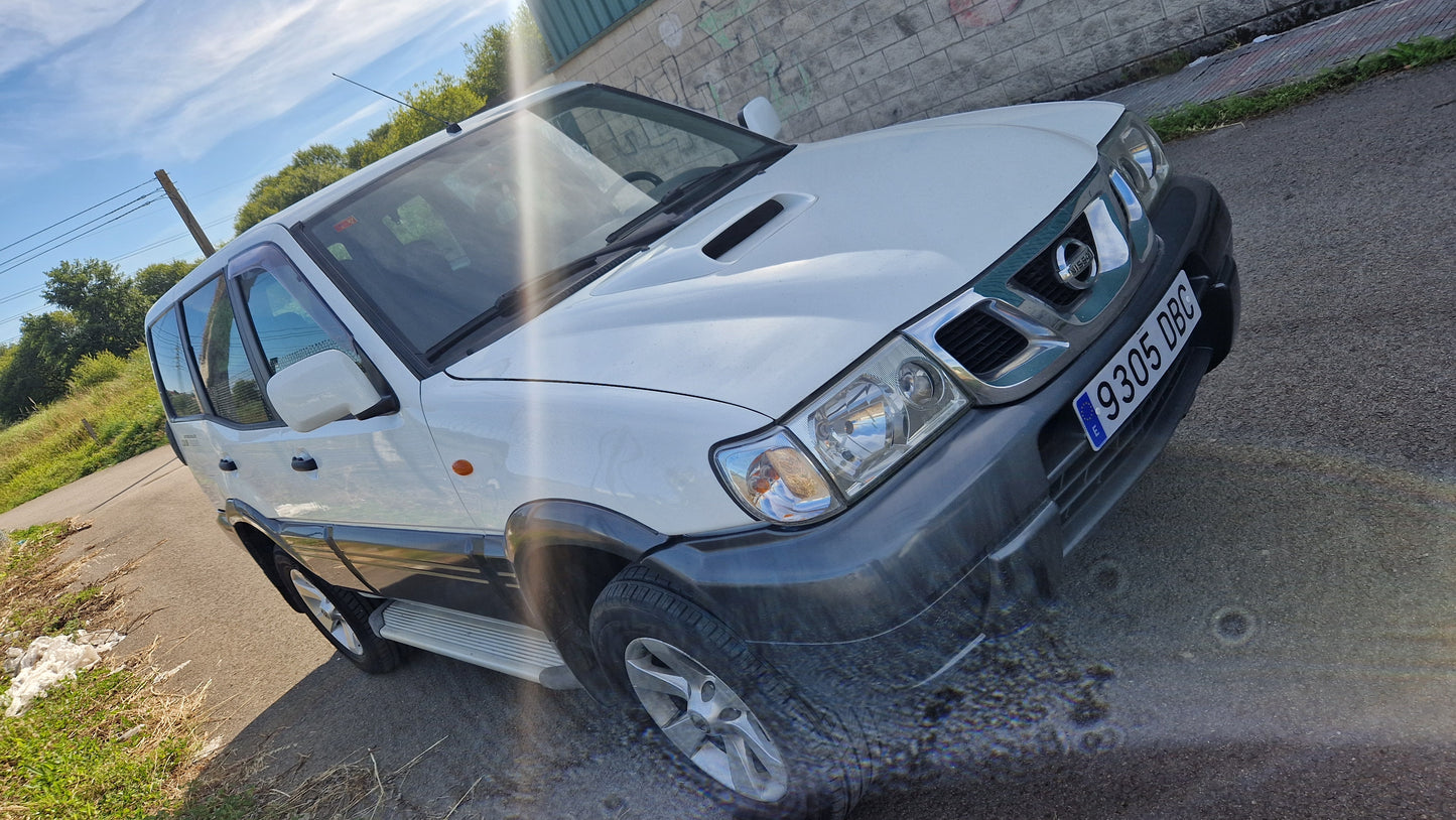 Nissan Terrano II