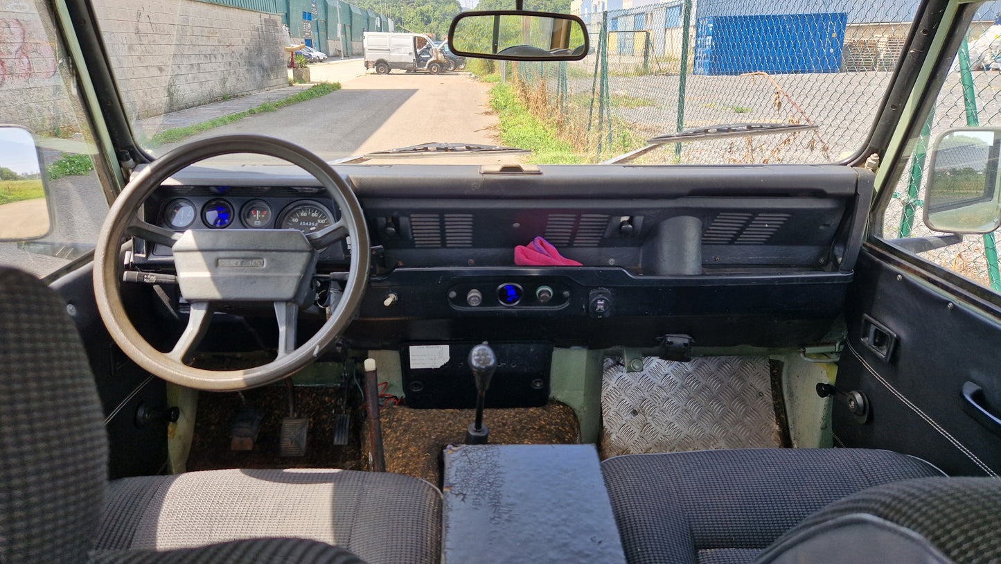 Land Rover Santana