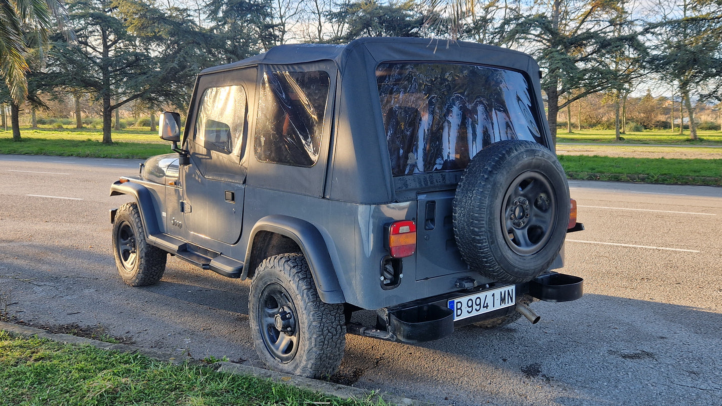 Jeep Wrangler YJ