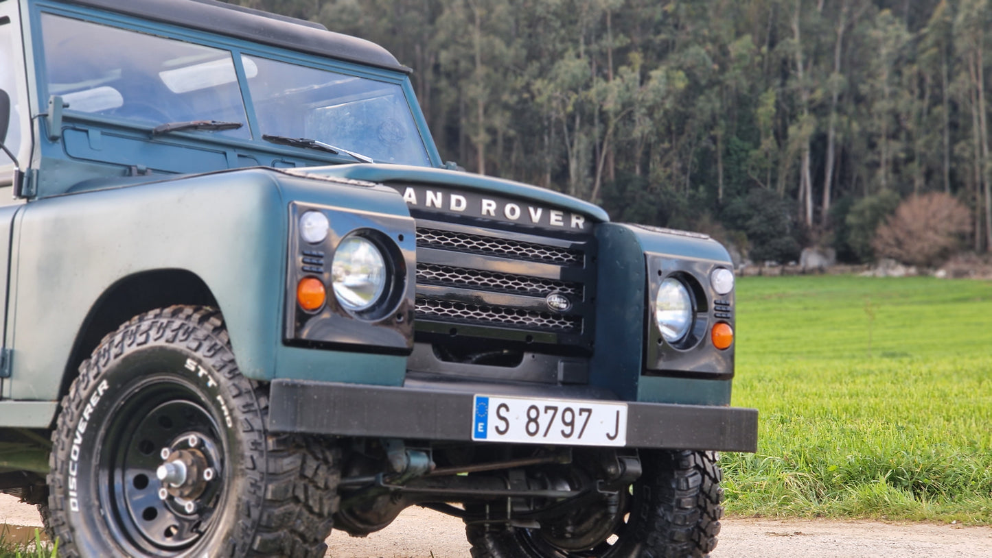 Land Rover 109