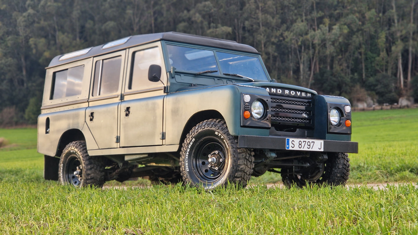 Land Rover 109