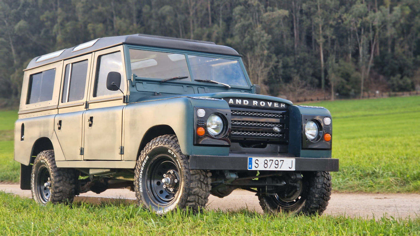 Land Rover 109